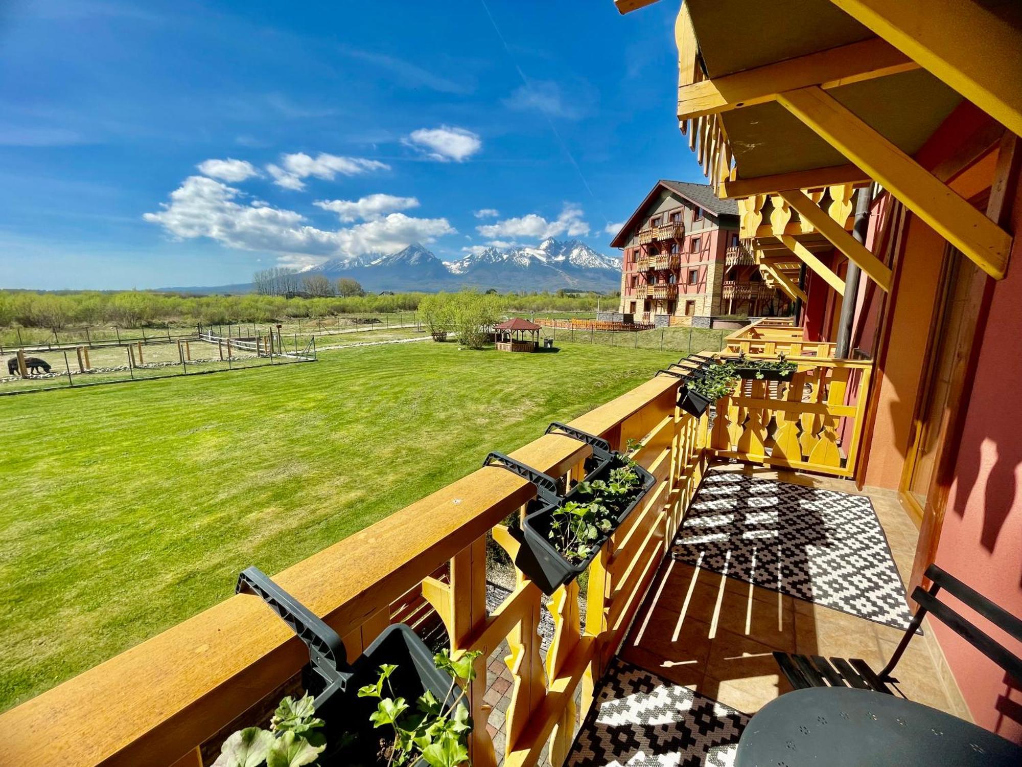 Apartment Kimo - Stunning View Of High Tatras Vel'ka Lomnica Extérieur photo